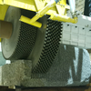 Máquina cortadora de bloques Sierras de puente para piedra para cortar bloques en losas HLQY-2500 HUALONG Machinery